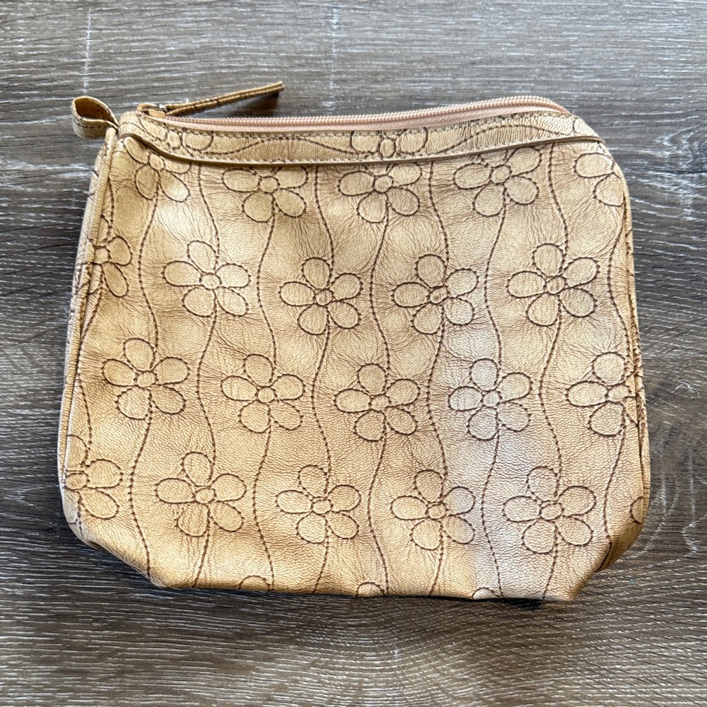 Women’s Floral Embossed Small Zip Pouch - Tan